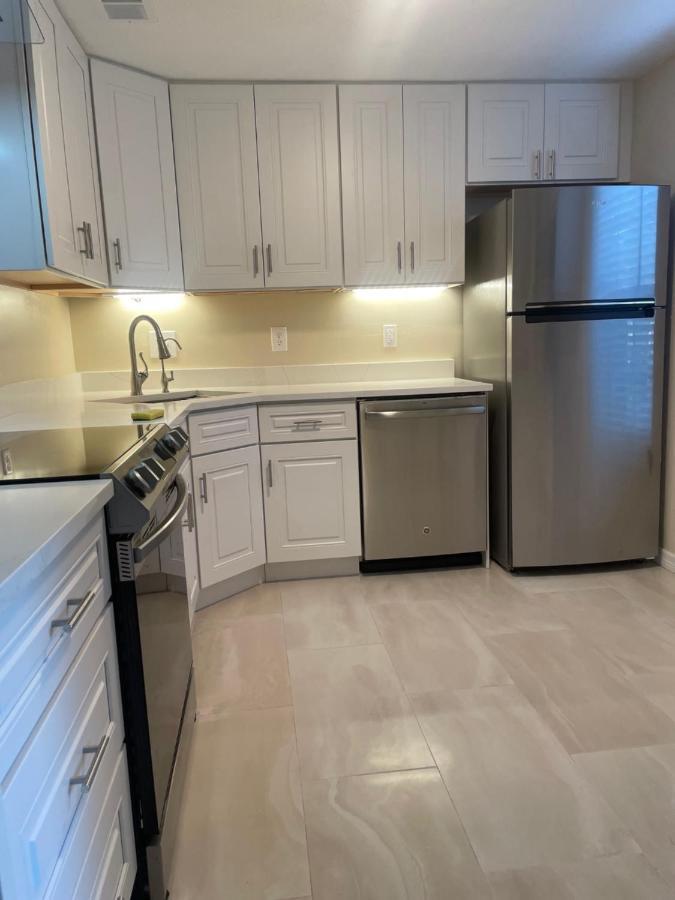 Coastal Townhome In Jupiter 1 Mile To Beach! Exterior foto
