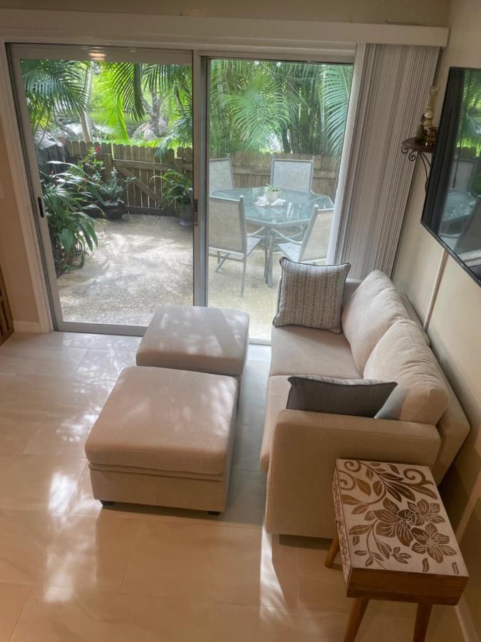 Coastal Townhome In Jupiter 1 Mile To Beach! Exterior foto