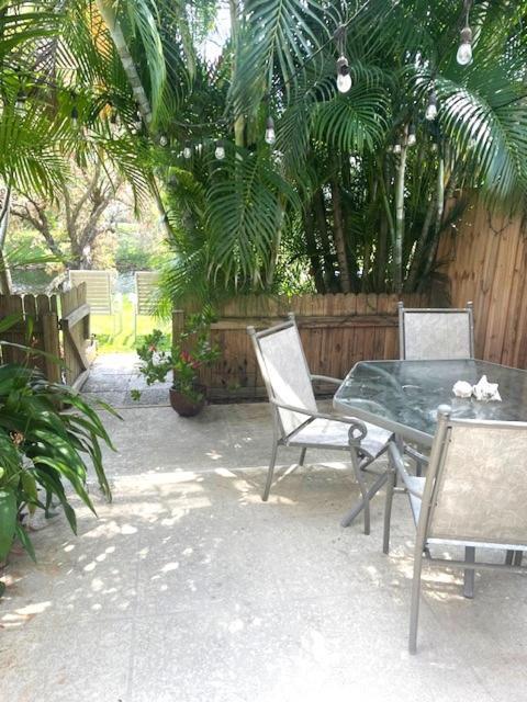 Coastal Townhome In Jupiter 1 Mile To Beach! Exterior foto